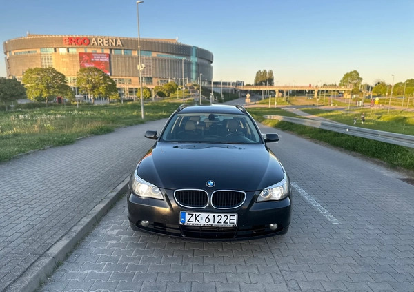 BMW Seria 5 cena 22900 przebieg: 347700, rok produkcji 2004 z Gdańsk małe 562